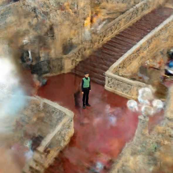 Auf dem Bild ein Mann in einem Gewirr aus Treppenaufgängen und Treppenabgängen, illustrierend die Frage: Welcher Aufstieg führt zu Abstieg? Das Motiv begleitet die Kampagne zu ANNA BOLENA.