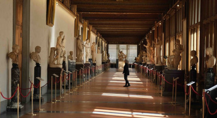 Inside the Uffizi