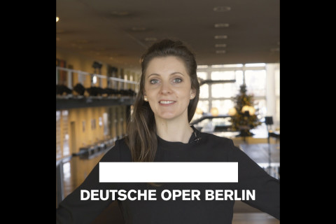 100 Sekunden mit: Alexandra Hutton 100 Sekunden mit: Alexandra Hutton