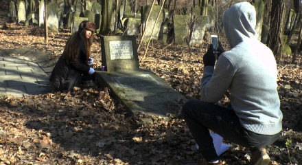 #uploading_holocaust