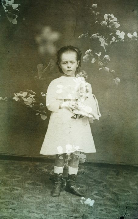 Emma | Prag 1870 |  2023 Regina Minwegen Emma | Prag 1870