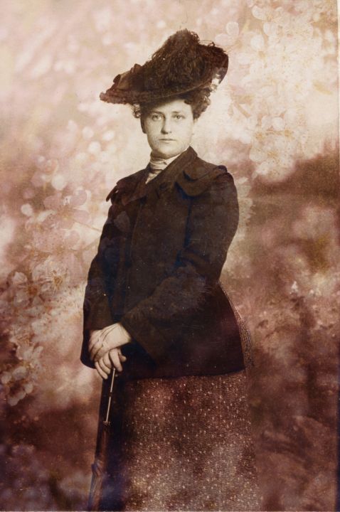 Clara | Cassel 1900 |  2023 Regina Minwegen Clara | Cassel 1900