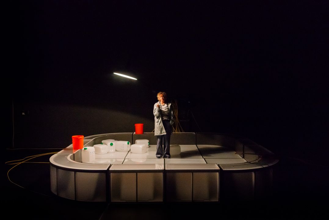 TITLE: Ein wenig Licht. Und diese Ruhe.
COPYRIGHT: Jörg Brüggemann Jörg Brüggemann