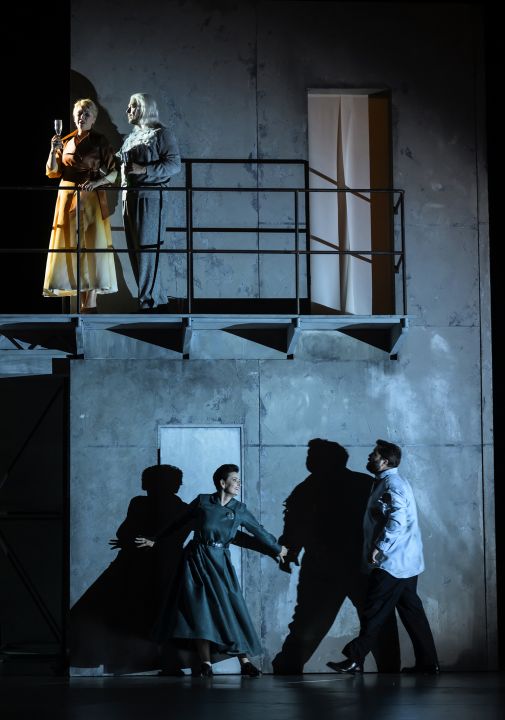 TITLE: Lohengrin
COPYRIGHT: Bettina Stöß Bettina Stöß