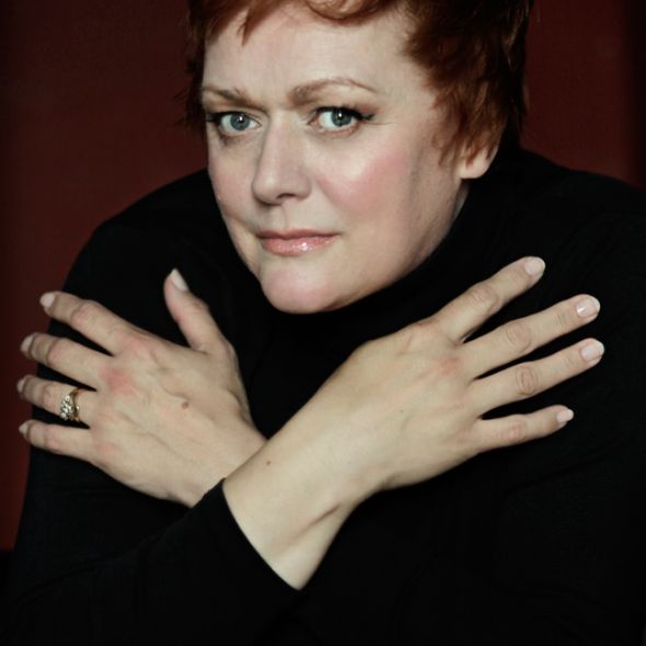 Catherine Foster  Ein Porträtbild von Catherine Foster.