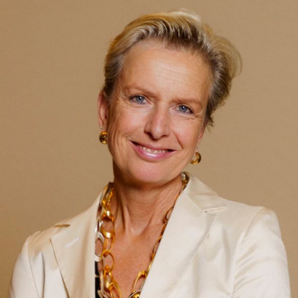 Dr. Heike Maria von Joest  Eine Porträt-Vignette von Heike Maria von Joest.