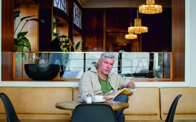 Christof Loy … Mein Seelenort: Das Café Bazar in Salzburg
