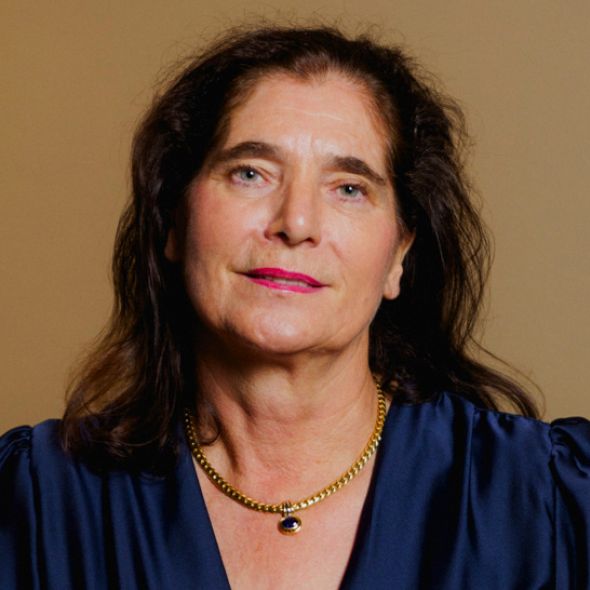 Theodora Schnauck-Betow   Eine Porträt-Vignette von Theodora Schnauck-Betow