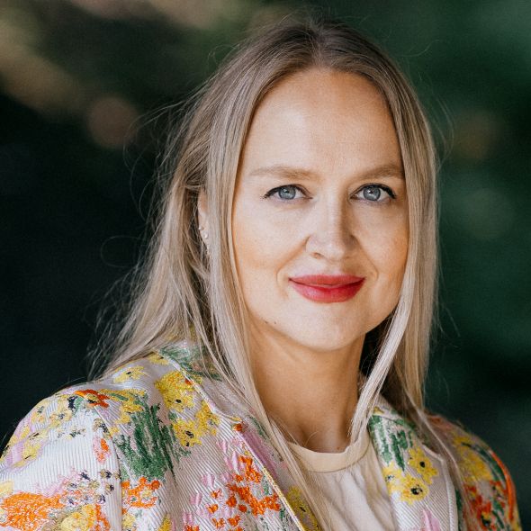 Elisabeth Teige  Ein Porträtbild von Elisabeth Teige.